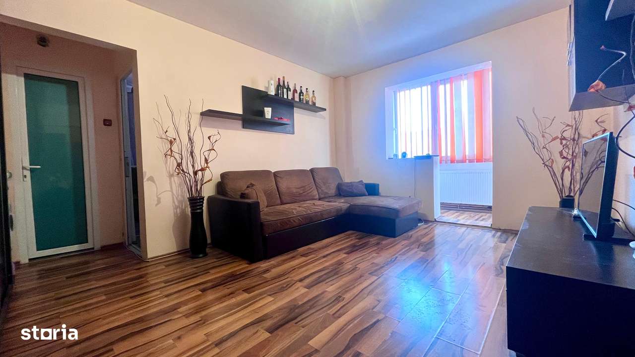 Apartament 3 Camere Str. Parcul Mic - Etaj Intermediar - Cod 5257-1