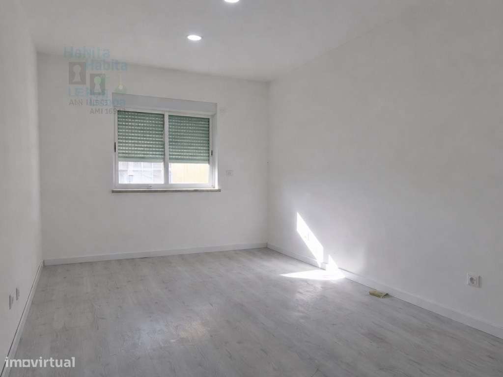 T2 Remodelado em Setúbal - Conforto e Localização Privilegiada - Grande imagem: 2/45