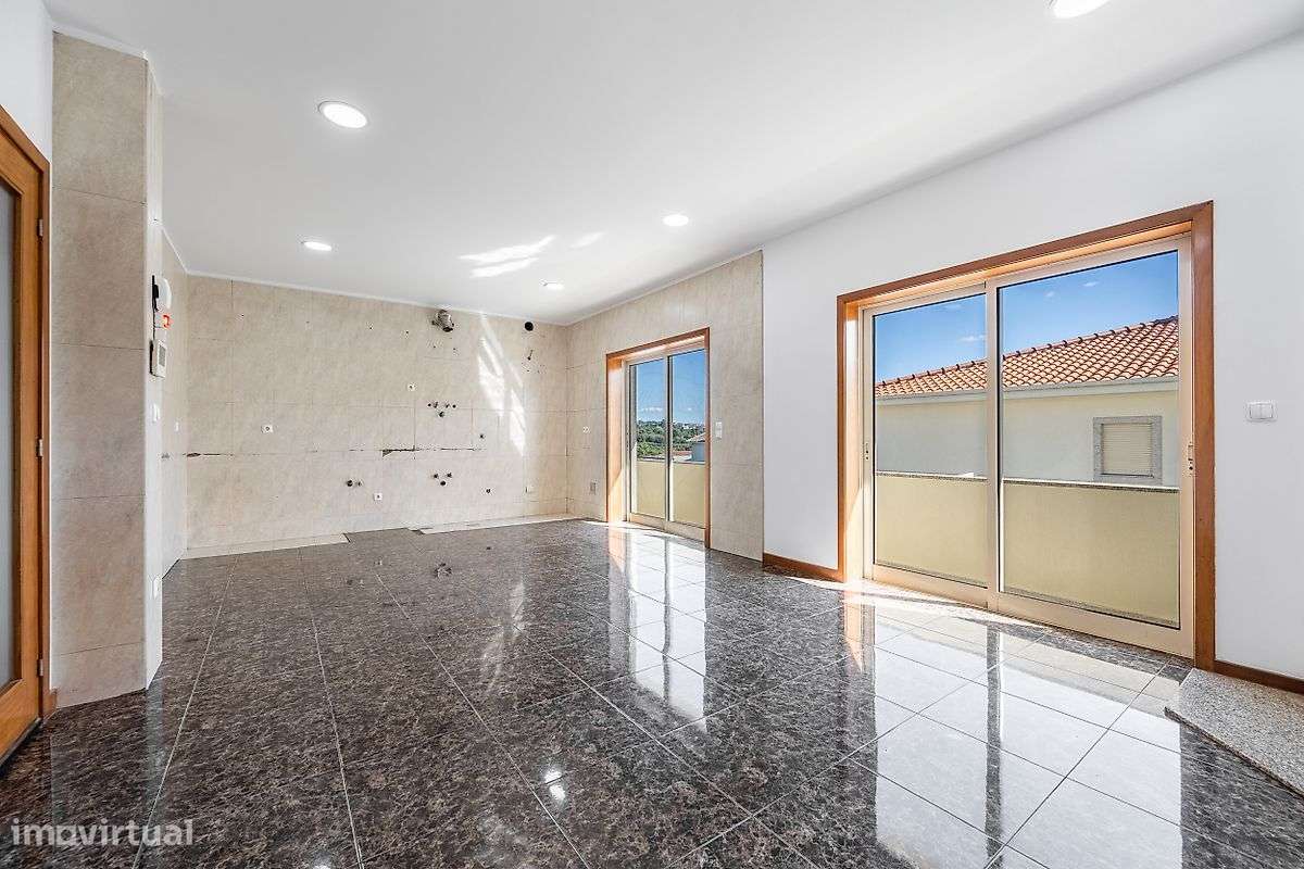 Moradia Gaveto T3 em Margaride, Felgueiras! - Grande imagem: 3/32