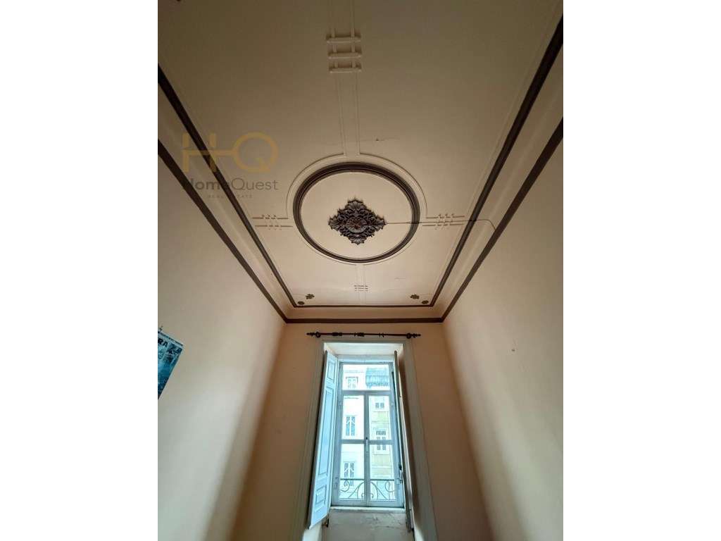 T7 para Remodelação , Excelente oportunidade em Lisboa-5