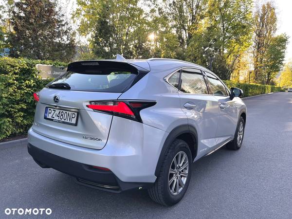 Lexus NX 300h Elite AWD - 5