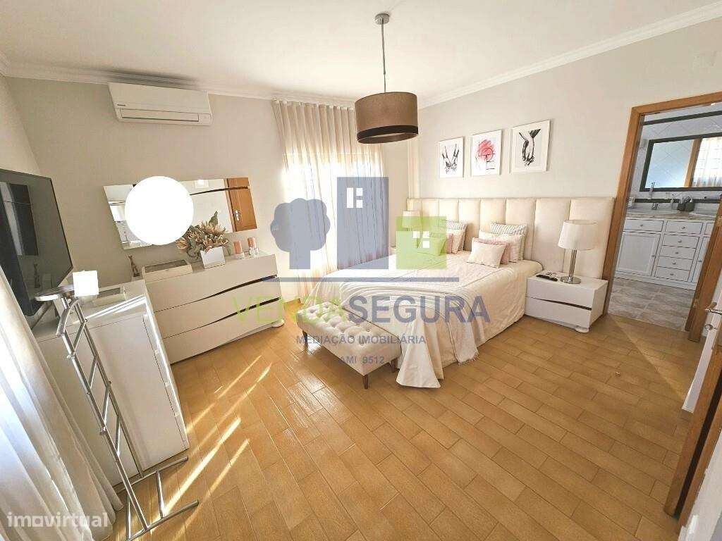 Moradia T4 com piscina | Beja - Grande imagem: 4/50