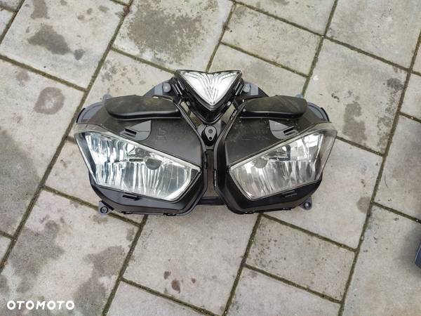 Lampa przód, reflektor Yamaha R3 - 1