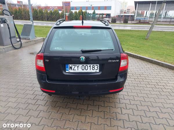 Skoda Octavia 2.0 TDI Ambiente - 5