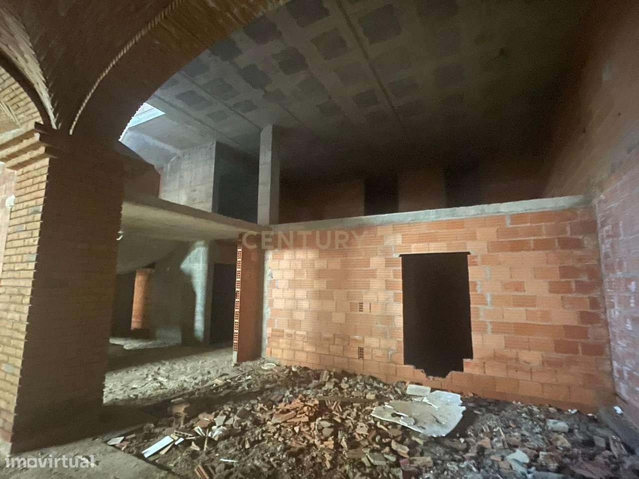 Espaço comercial por terminar, Mourão - Grande imagem: 5/7