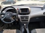 Nissan Almera Tino 1.8 Acenta - 11