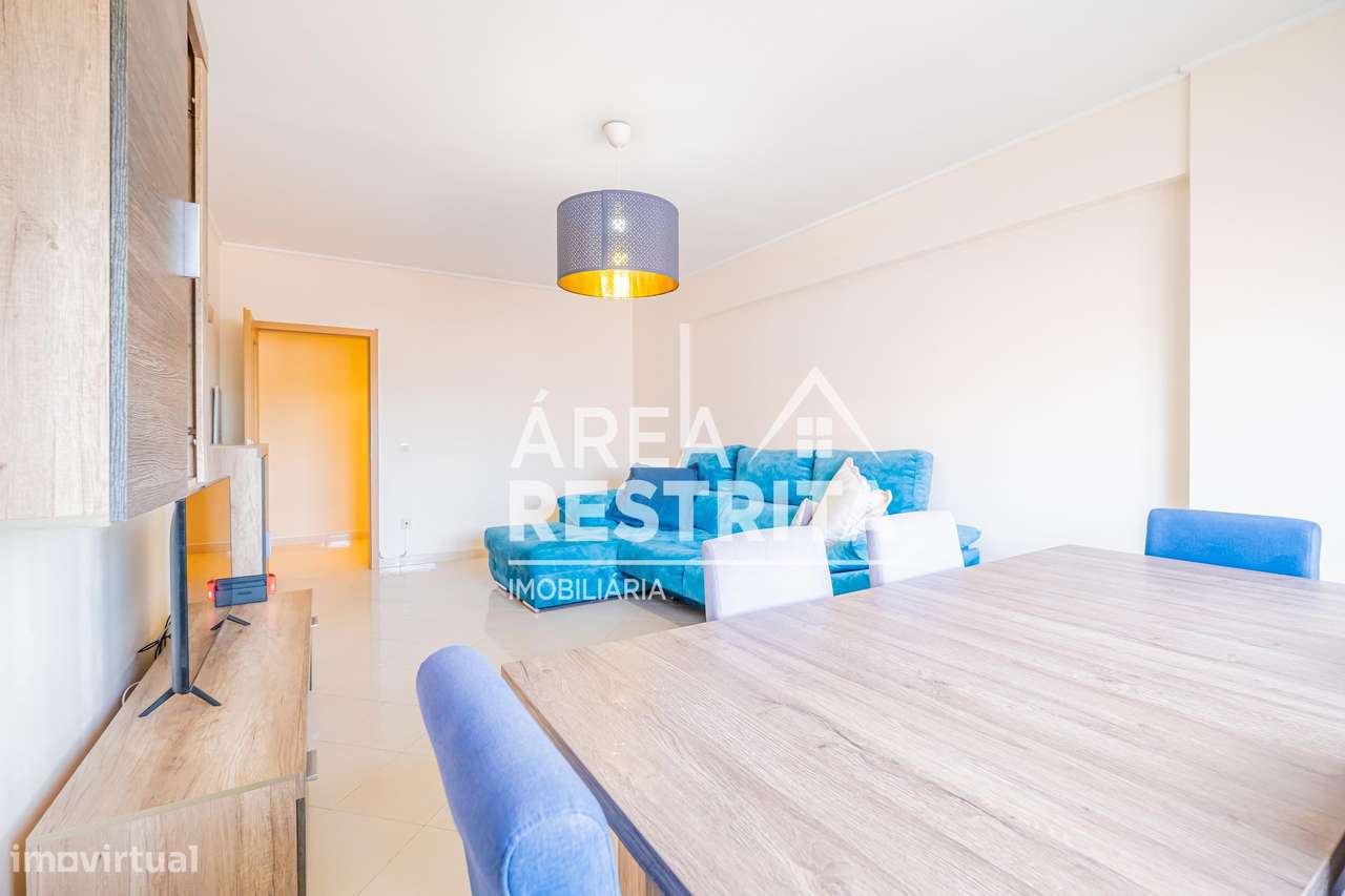 Apartamento T3 em Corroios com parqueamento e arrecadação - Grande imagem: 5/51