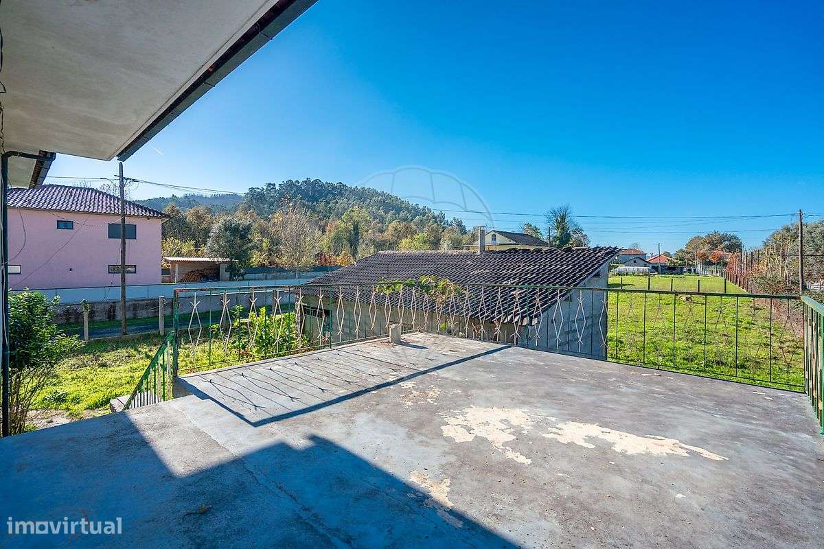 Moradia T3 para venda-24