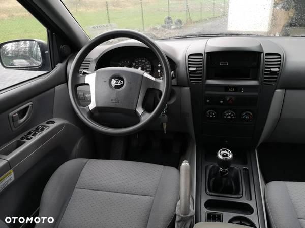 Kia Sorento 2.5 CRDi Freedom - 11