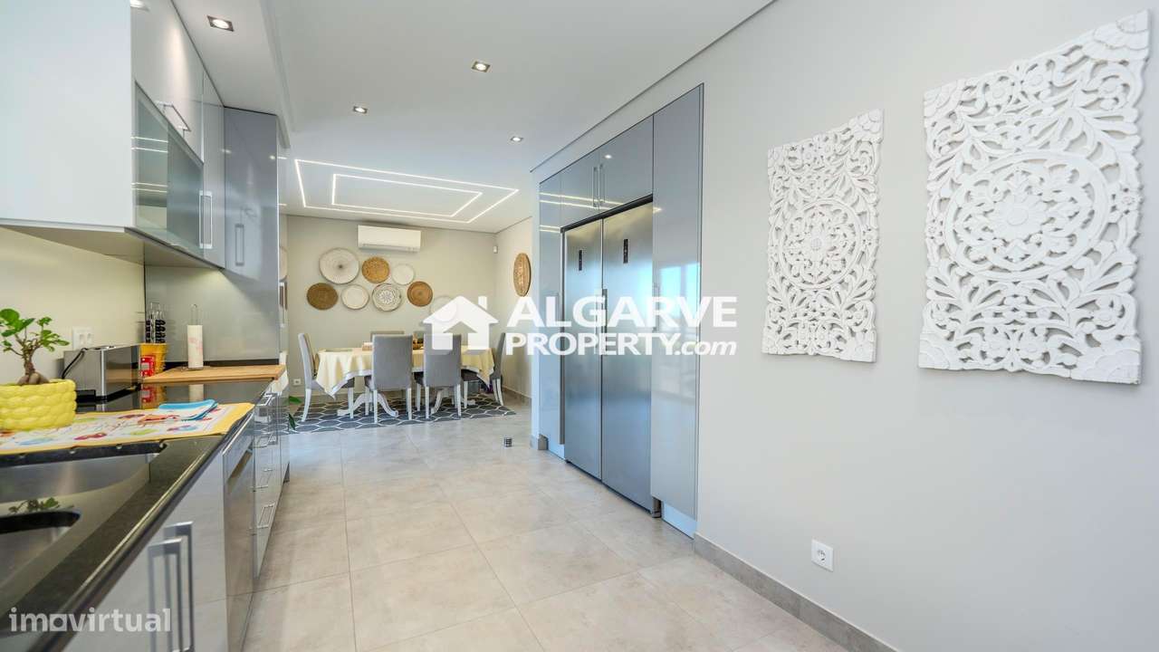 Moradia V3 + 2 numa zona calma perto de Loulé, Algarve-16