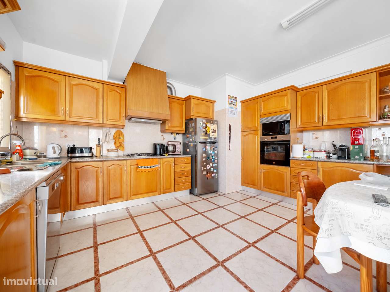 Andar de Moradia com Garagem Fechada e Terraço privativo-10