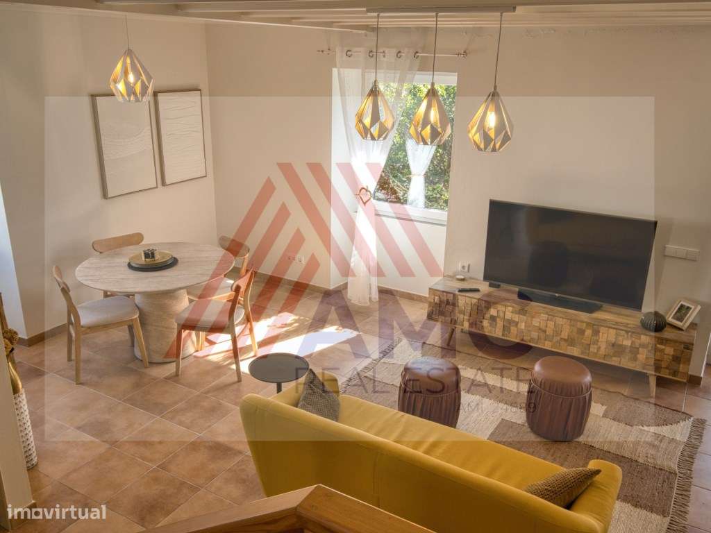 MORADIA COM 2 PISOS NO CORAÇÃO DA VILA MADALENA DO PICO-12