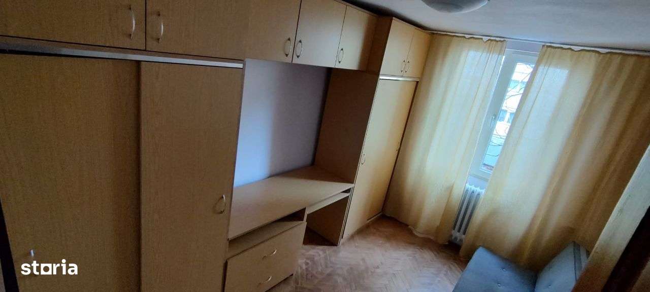 Garsoniera cu baie comuna langa Facultatea de Medicina - Imagine principală: 5/8