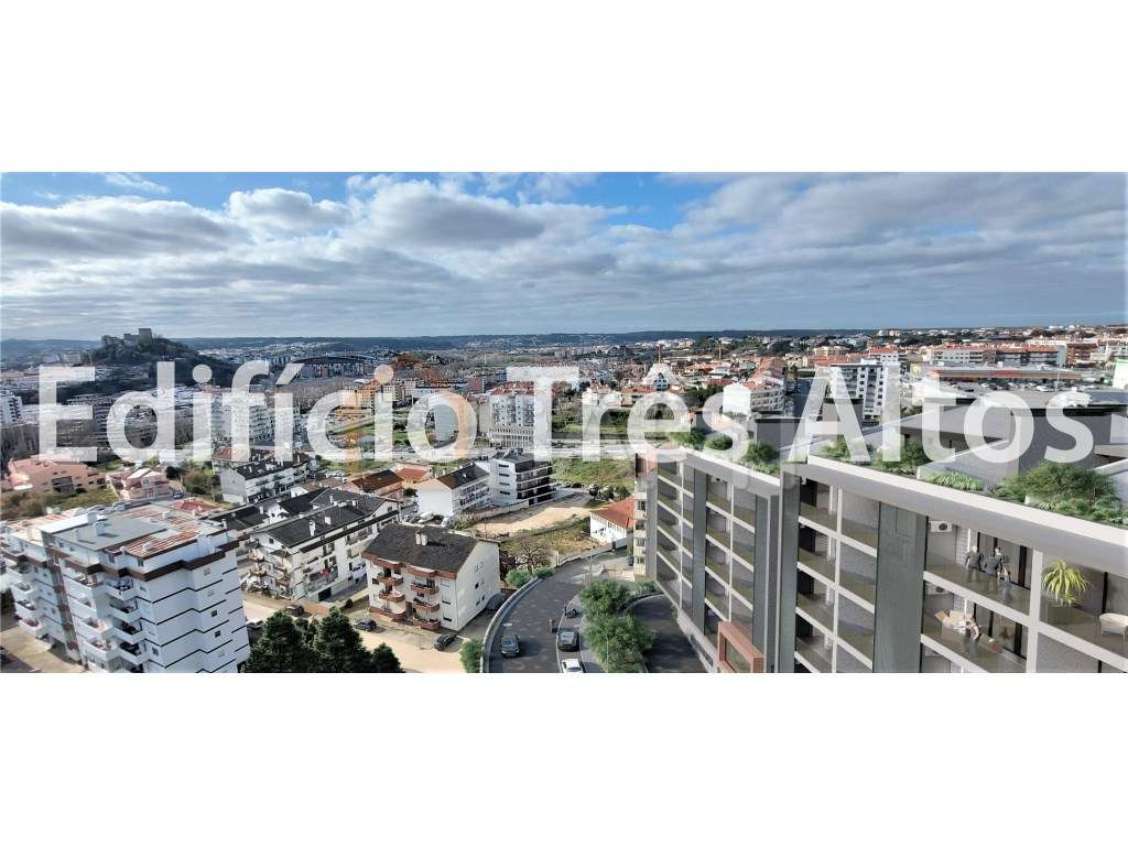 Apartamento T3 Duplex Com Terraco Em Leiria
