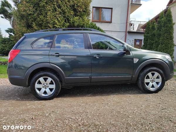 Chevrolet Captiva 2.0 d Medium 2WD - 4