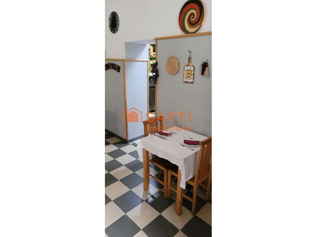 Restaurante Totalmente Equipado para Trespasse - Grande imagem: 4/8