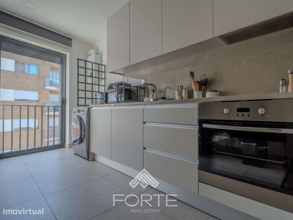Apartamento T2 no Cavaco em Santa Maria da Feira-11