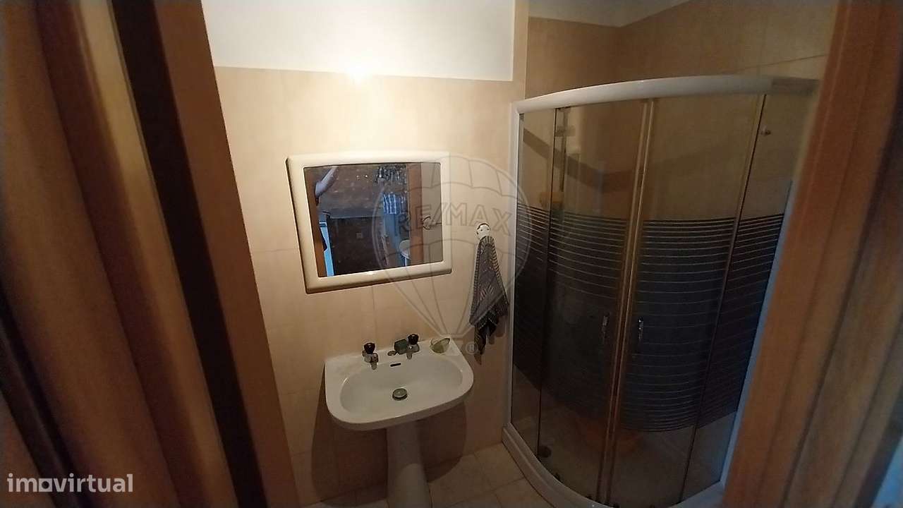 Moradia T2 para venda-8