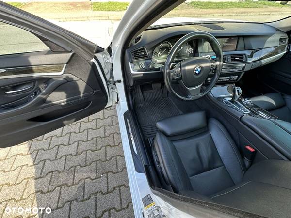 BMW Seria 5 535i xDrive - 21