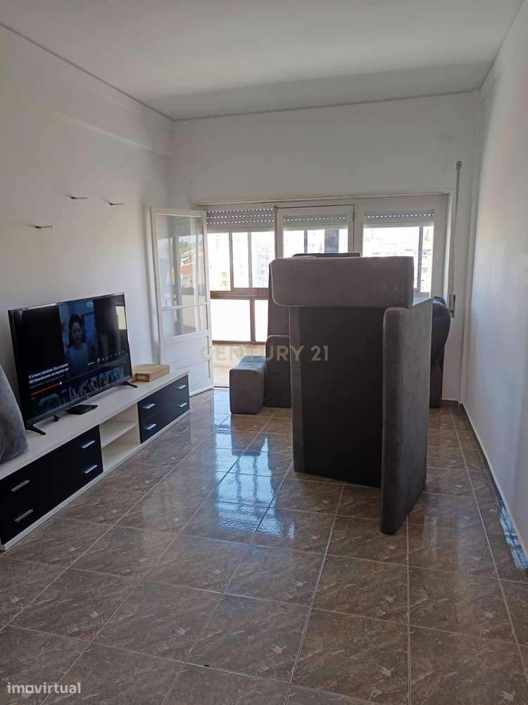 Apartamento T3 no Centro do Barreiro - Rua Miguel Bombarda-5