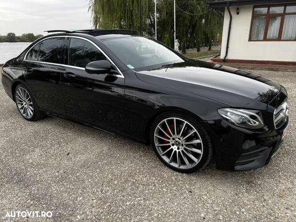 Mercedes-Benz E 220 d T 9G-TRONIC AMG Line - 2