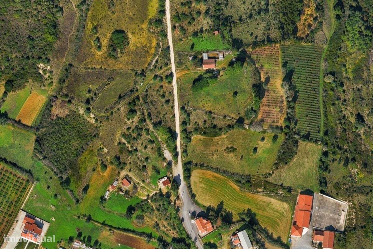 Terreno Rústico com 11.480 m2 em Santiago dos Velhos-10