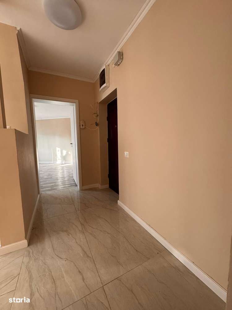 Apartament 3 camere Aparatorii Patriei Gata de mutare Renovat complet - Imagine principală: 5/12