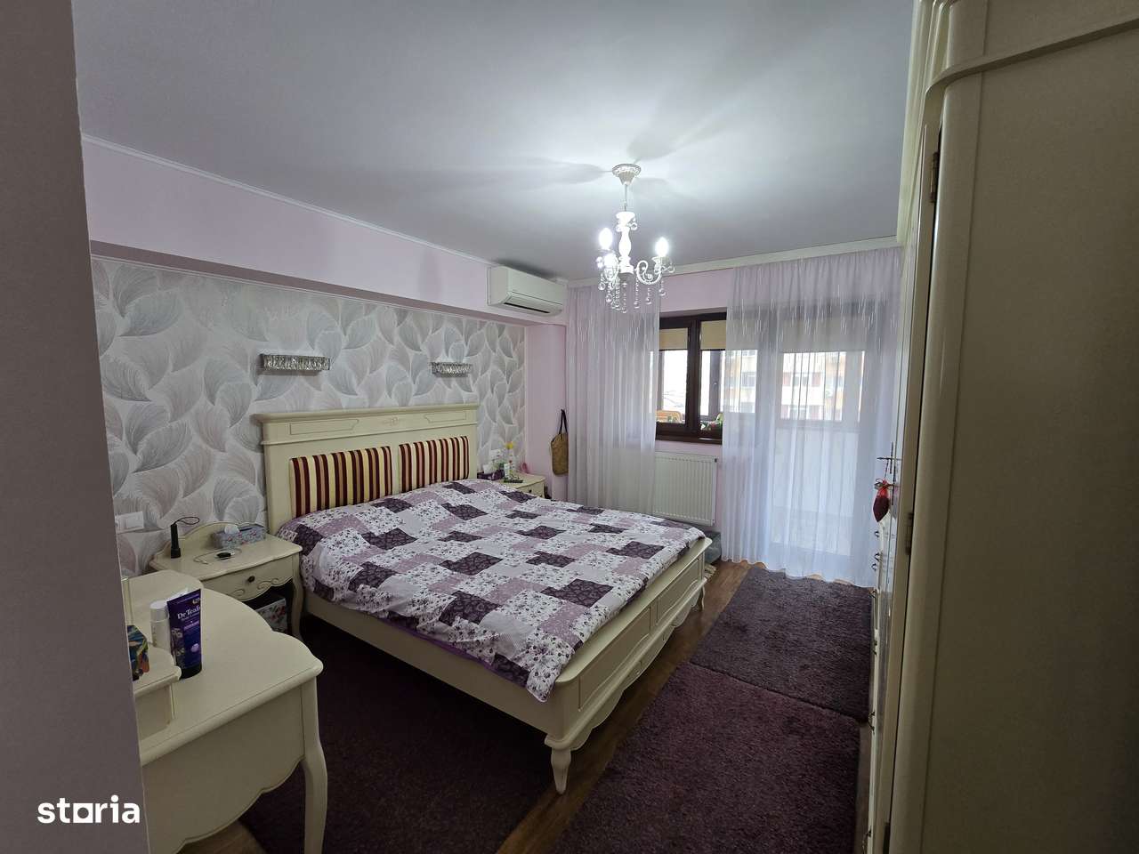 P-ta Concordia - Apartament 4 camere transformat in 3 camere- Modern - Imagine principală: 3/5