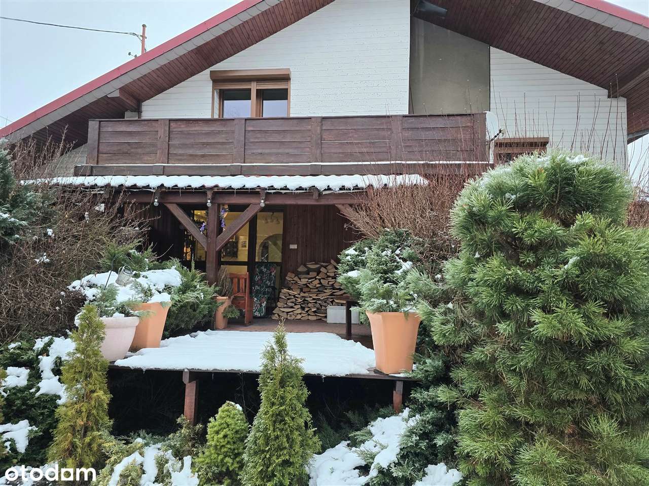 Wolnostojący dom z garażem gotowy do zamieszkania przy lesie-18