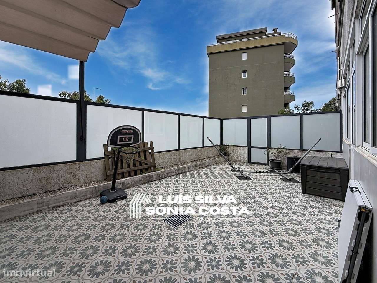 Apartamento T3 c/ Jardim Privado, Terraço & Garagem Fechada –...-18
