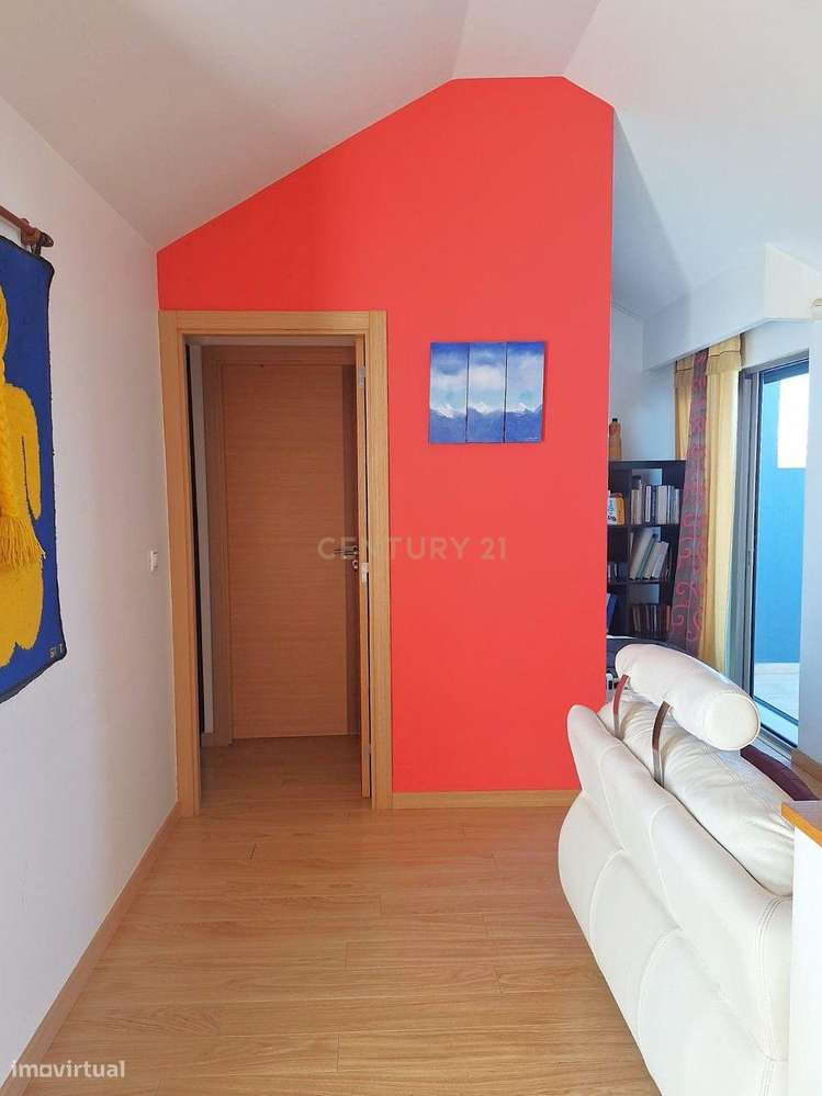 Moradia T3+1 em Alcochete: Luxo e Conforto!-45