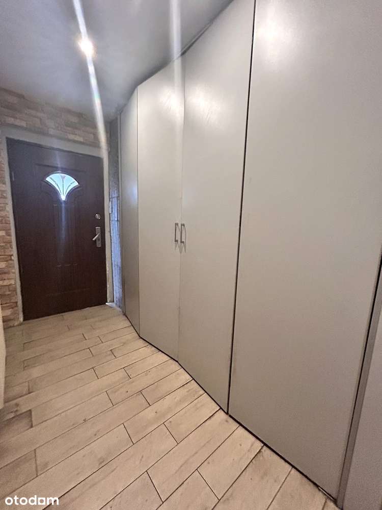 Wolnostojący dom z DUŻĄ działką 2300 m2/dla rodziny dwupokoleniowej-9