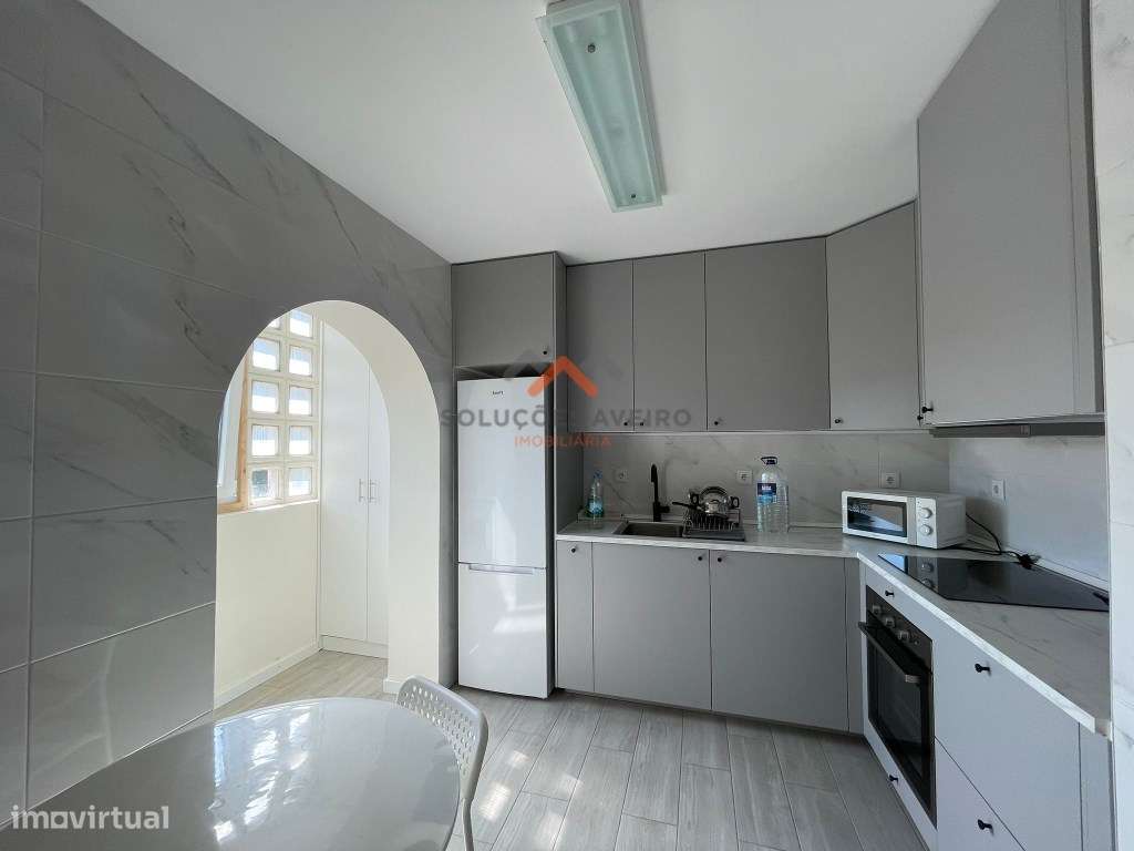 Apartamento T4 remodelado - Universidade de Aveiro - Grande imagem: 4/11