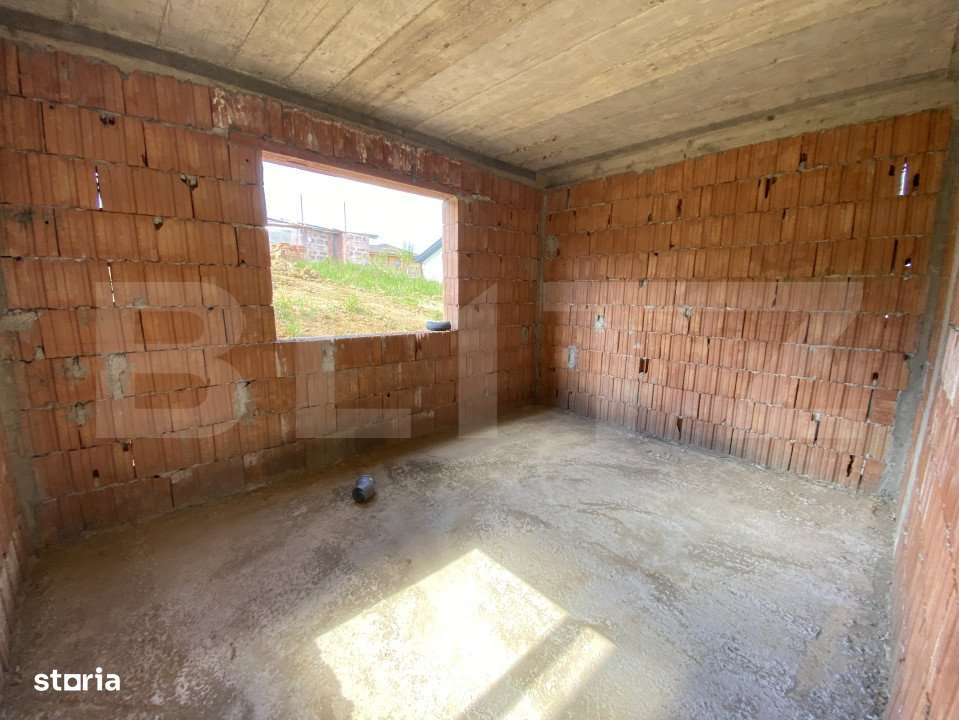 Casa familiala la rosu in suprafat utila de 199 mp si 400 mp teren - Imagine principală: 5/19