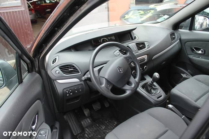 Renault Scenic - 6