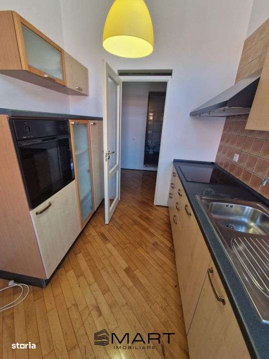 Apartament cu 3 camere in Centrul Istoric - Imagine principală: 4/13