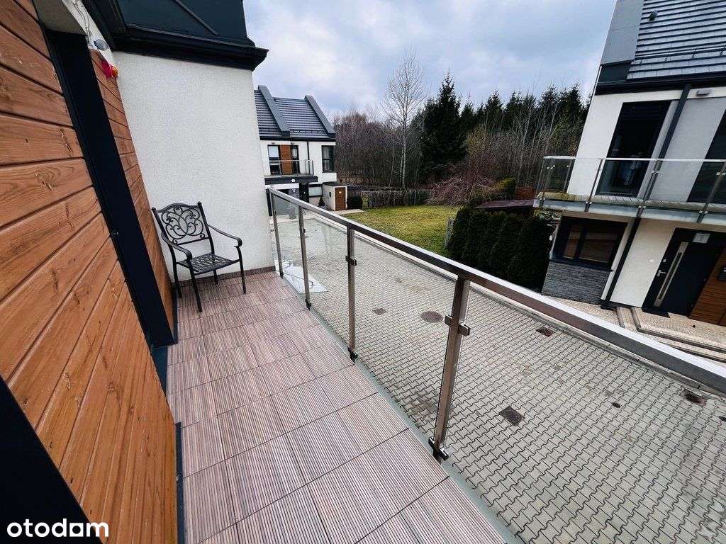 Atrakcyjny Apartament Z Ogrodem.-17