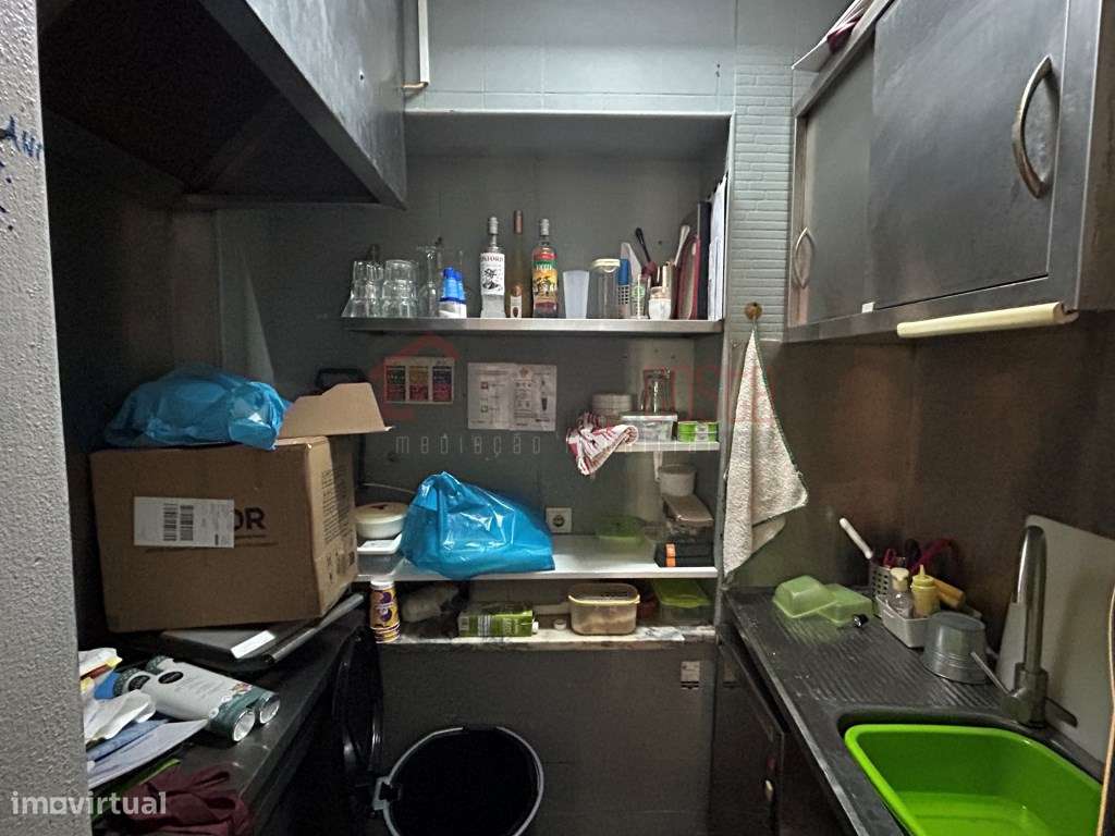 Prédio no Centro Histórico de Peniche - Grande imagem: 5/26