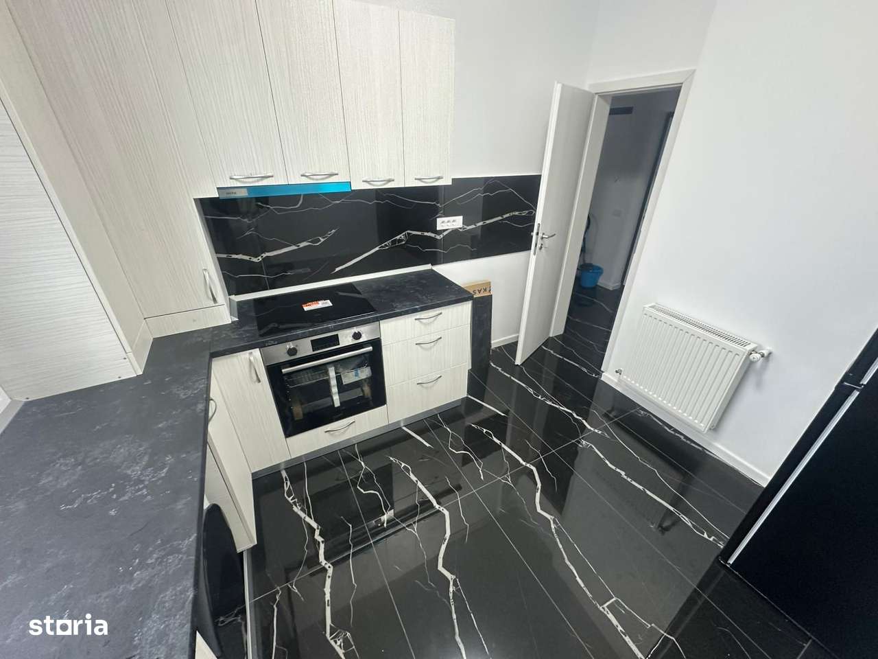 GARSONIERA STEJARULUI, BLOC NOU, CENTRALA, LOC PARCARE, PET-FRIENDLY - Imagine principală: 4/7