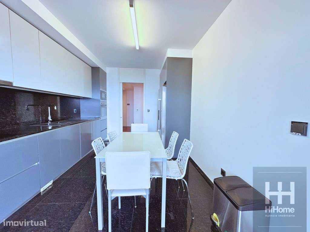 Apartamento T4 no Edf Sec XXI 9 - Rua João Paulo II - Grande imagem: 5/44