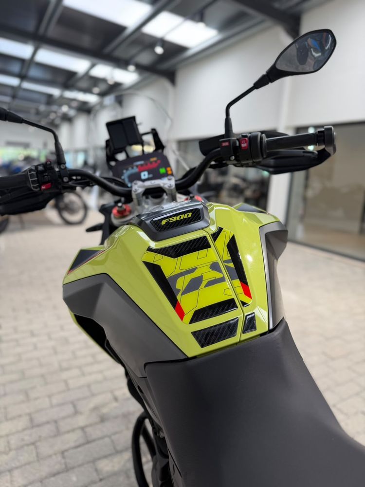 BMW F 900 GS