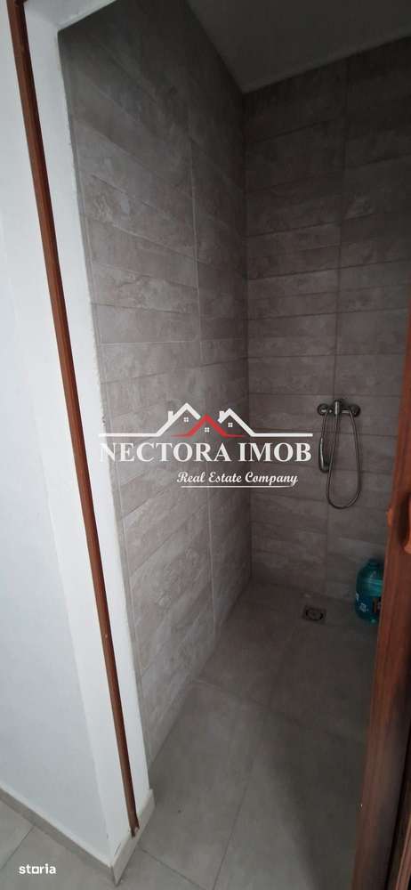 NECTORA IMOB-Spatiu comercial Zona CEYRAT Universitatii, 55 mp,Vitrina - Imagine principală: 2/6