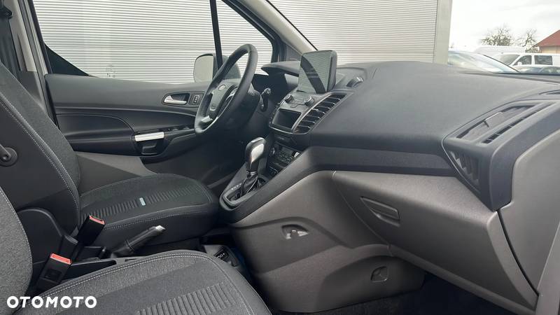 Ford Transit Connect - 26