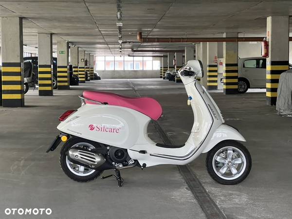 Vespa Primavera - 2