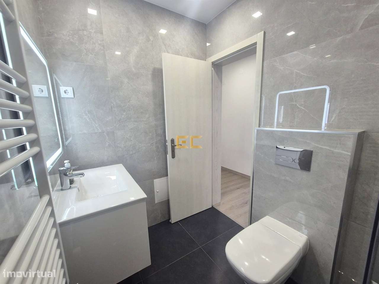 Apartamento T0, para venda, na Figueira da Foz!-14