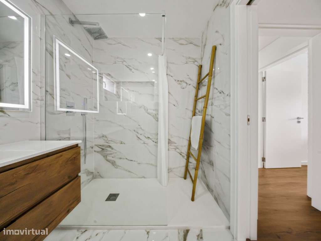 Moradia T3 Isolada com Piscina-19