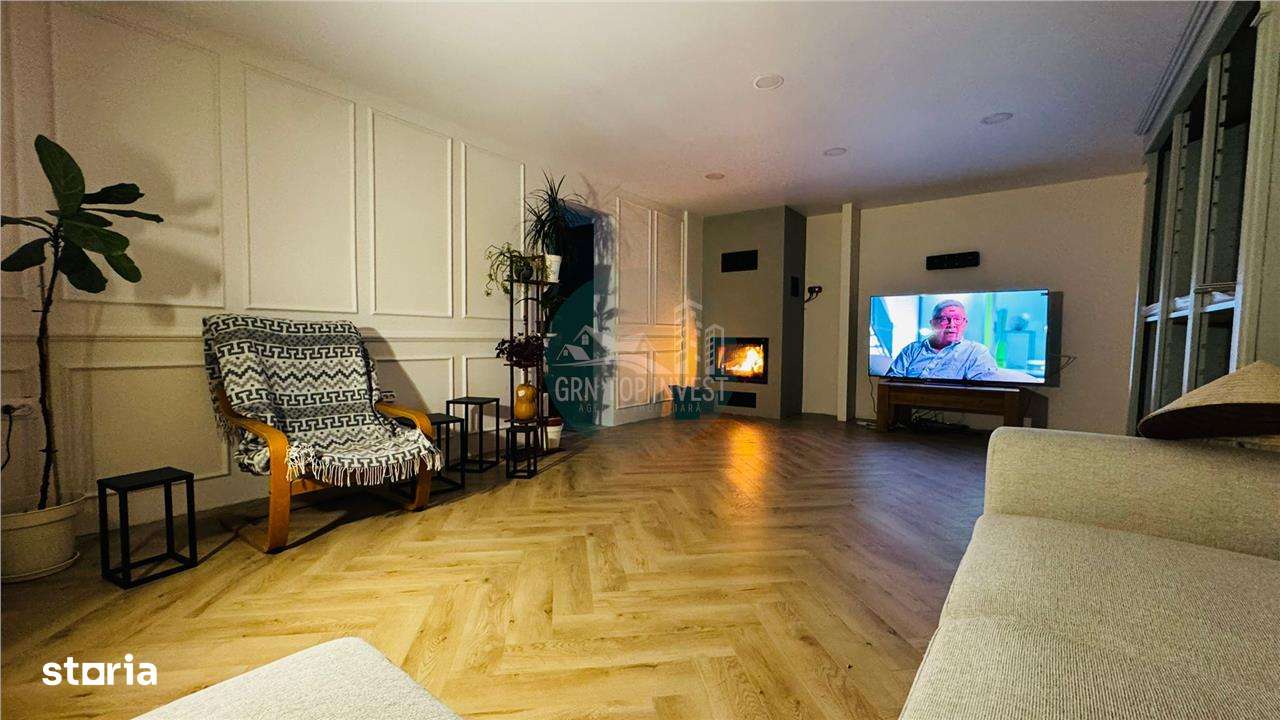 Vila cu 5 camere 3 bai si 400 teren in Sibiu - Imagine principală: 5/14