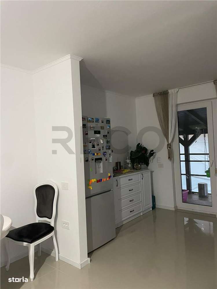 RECO, casa la cheie, mobilata, utilata, in Sanmartin, la 1 km de  Orad - Imagine principală: 4/20