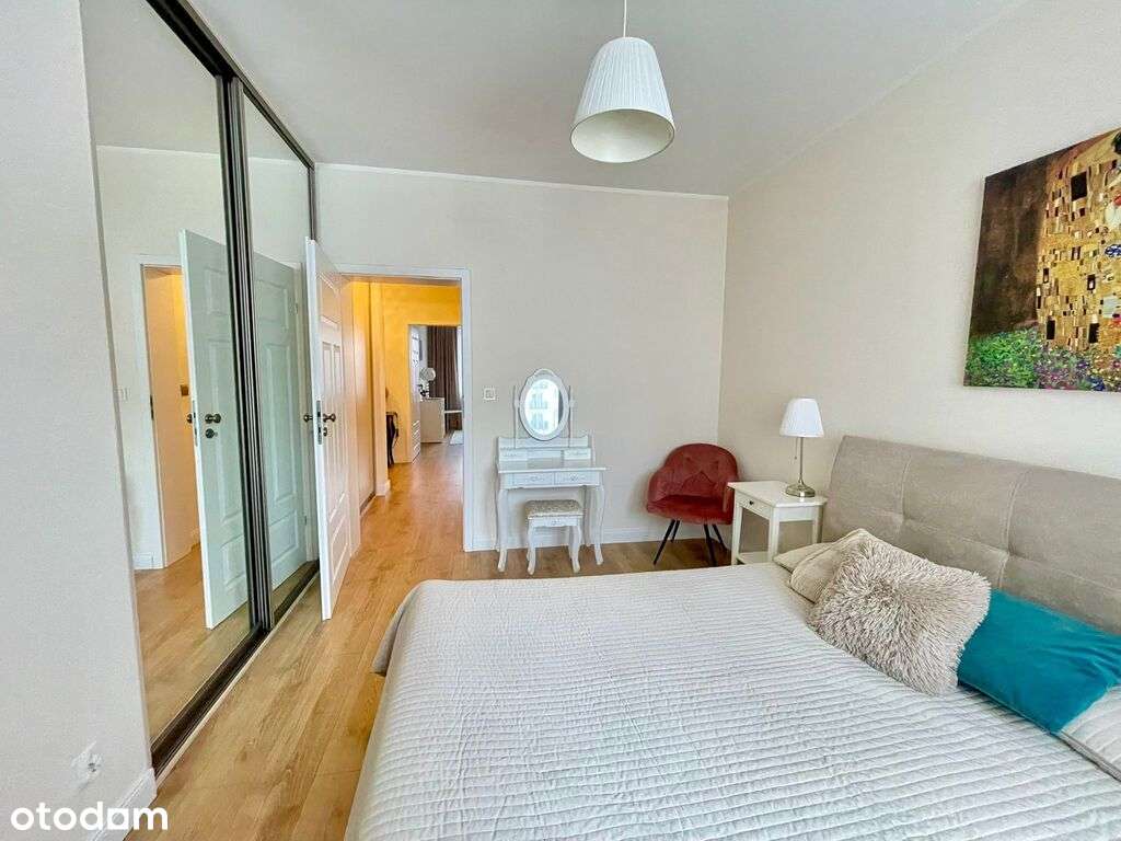 3pok 68m2 na zamkniętym osiedlu w Rumi-9