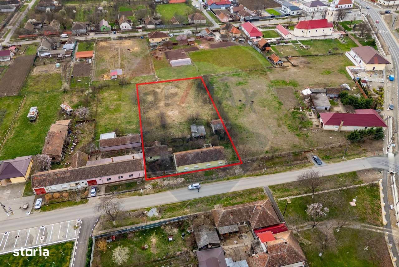 Teren + casa cu potential in centrul loc. Galsa, fs- 30m-0